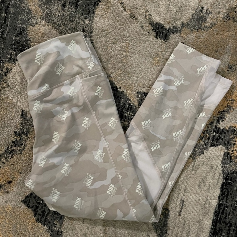PINK Victoria's Secret Camo Leggings